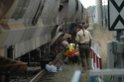 Radfahrer am Bahnuebergang vom Zug überrollt  P38
